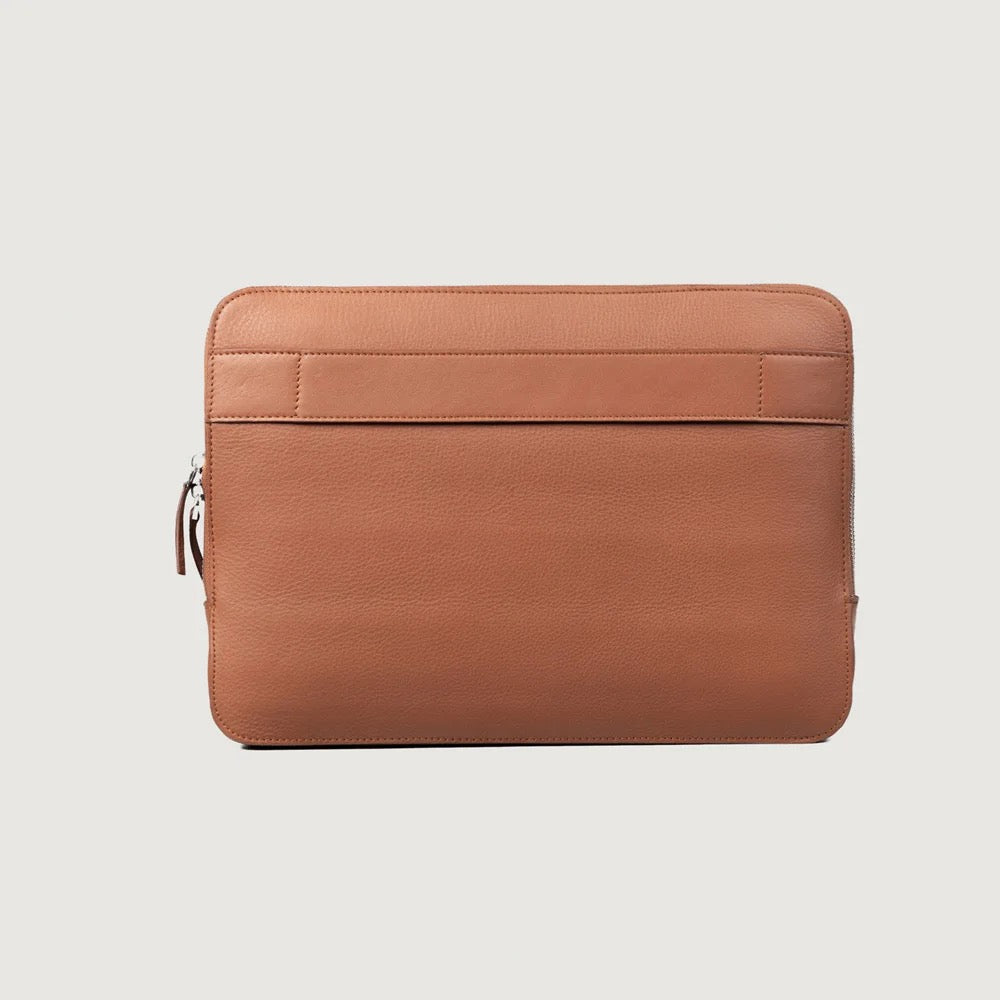 HABIKI LEATHER LAPTOP SLEEVE (TAN, 16") ABELARDO DE MODA